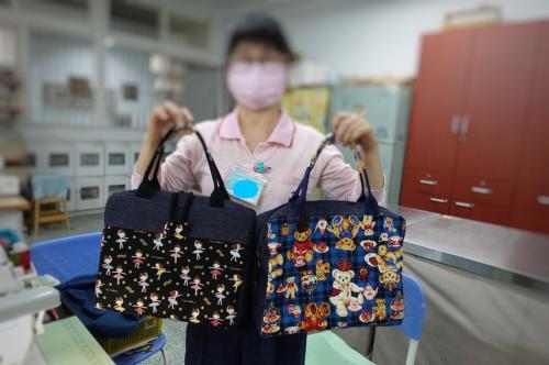 ����Ů�Ӽ����Ƴ����ֹ�������̨�塶���ϱ����������Ǿ���Ӱ