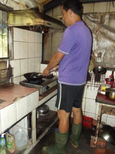 ���մ���ֻ�Ҵ���Ь��ˣ���ñ��絽��̨�塶���ϱ�������л������Ӱ