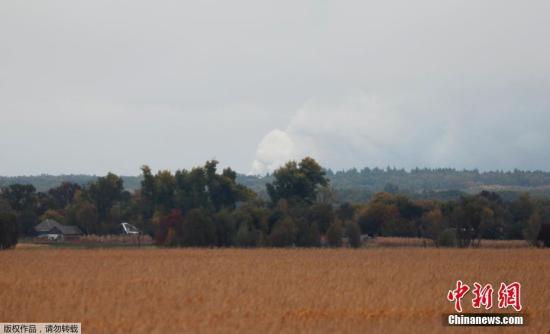 ����ʱ��10��9���賿���ڿ��������ж�������һ�����²ֿⷢ����ը��������������ɢ��Ŀǰ�в������ը������ԭ��������Ա�������档