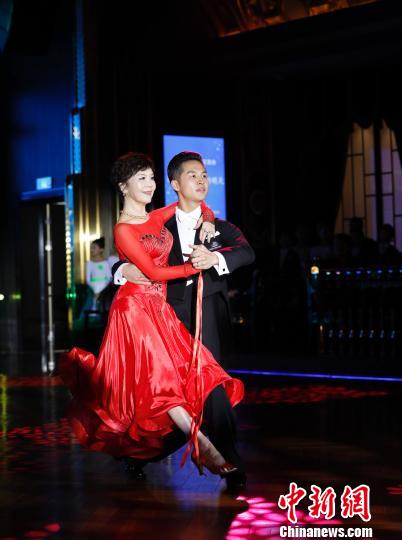 �������۰������赸ѡ���ڻ���������