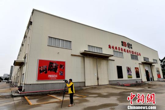 ����Ӱ�����������ݣ����س����������̨ҵ�ߵ���ǰ��