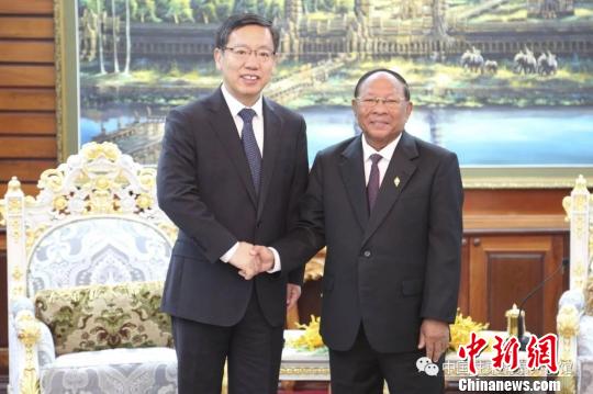 ����կ������ϯ��ɣ�֣�Ը��ͬ�ƶ����й�ϵ������̨��