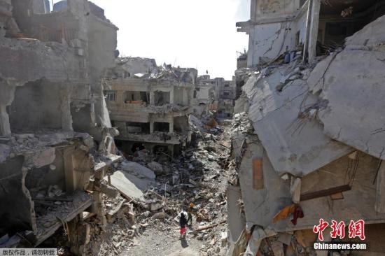 �Ŷ��¿�����Ӫ�����޽���1948�꣬��ʱ��Ϊ�˰��������İ���˹̹�ˡ���񣬽��ϵ������ǵ����ĸֽ�������Լ��ٻٵ������к�����Ϥ�����������Ѿ���ʼ���ܣ�Ԥ�ƻ�Ҫ����һ�������ҡ���ֹ��Ŀǰ�����򷽵������������ˡ�