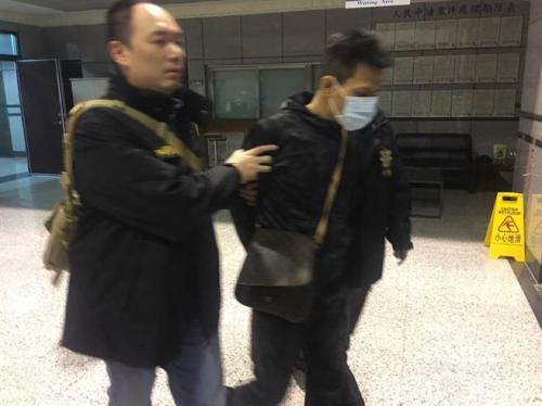 �������������ƻ����ܣ��Ծ���8Сʱץ����ʮ�־��ȡ�(̨�塶��ʱ���ӱ���/�º�ΰ ����)