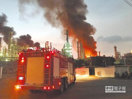 ������԰��ҵ���ڵ�̨��ʯ���ϳɹ�˾����2��28�հ������Ʈ��ŨŨ���̡�(̨�塶�й�ʱ����/�ֺ�� ����)