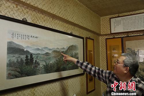 3�£��ε���Ϊ���߽��ܡ���ɽ��Զ��ͼ��������2005���뻭�����Ѱ�ʵ����Ƭ���Ƶĸ�����ɽ��һ���ķ�ò��<img height=���� ������ ��