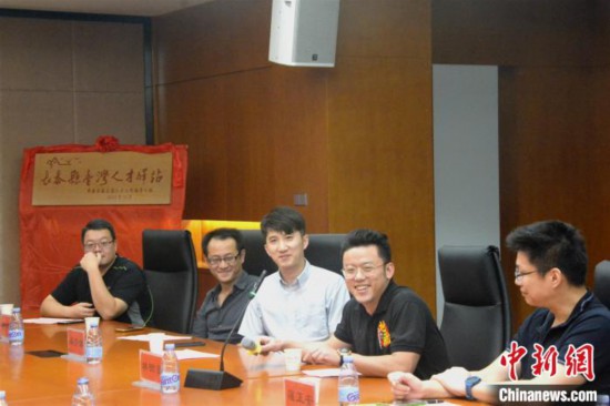 19����̩��̨���˲Ŵ����μ�ɳ����������� ��